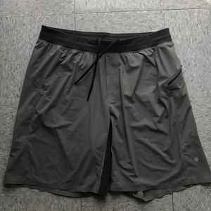 Men’s lululemon shorts size XL